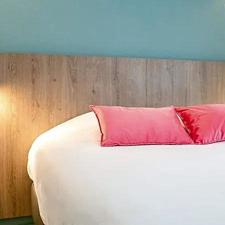 מלון דירות Zenitude Hotel-residences Centre 3*